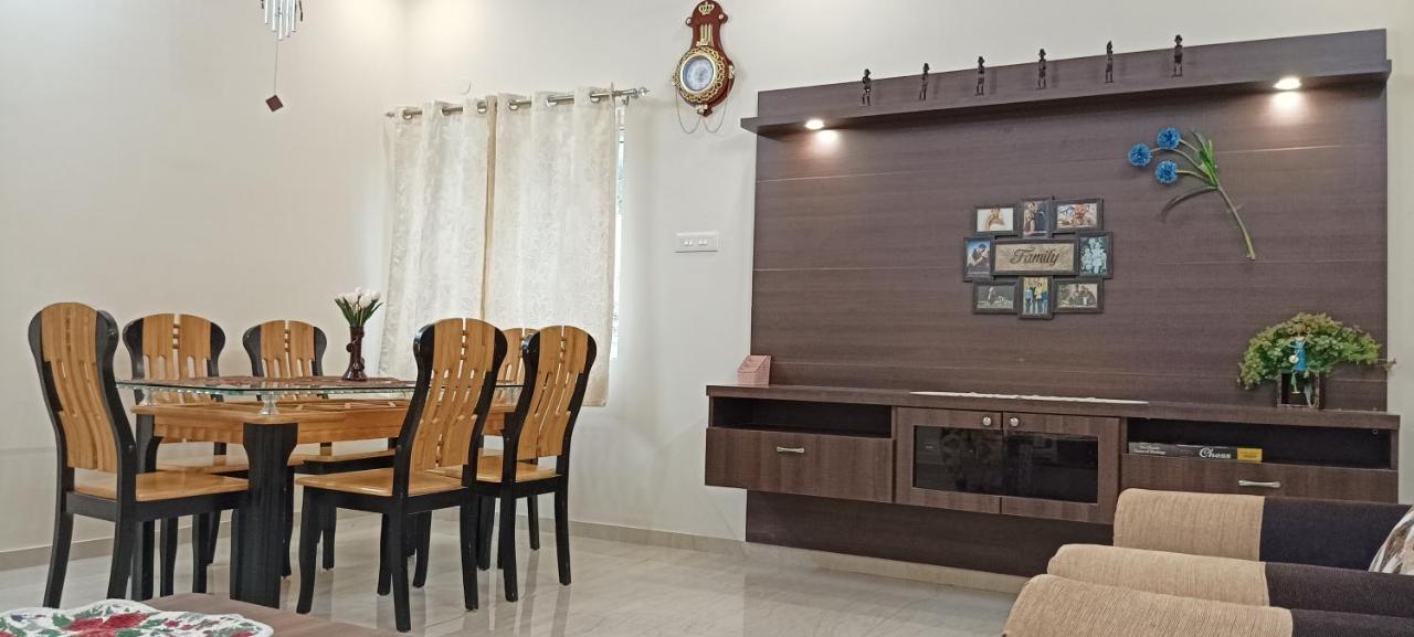 Shi'S Vilva - The Bungalow In Coimbatore - Near Airport, Kmch, Codesia Esterno foto