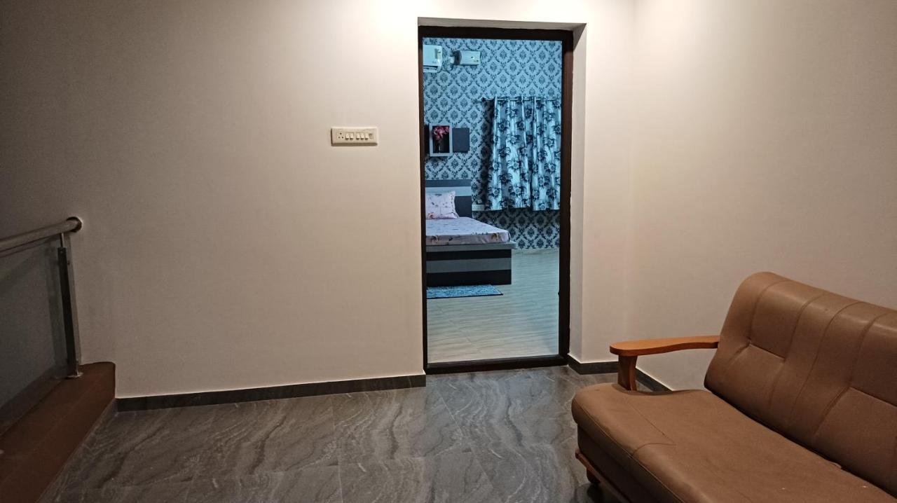 Shi'S Vilva - The Bungalow In Coimbatore - Near Airport, Kmch, Codesia Esterno foto