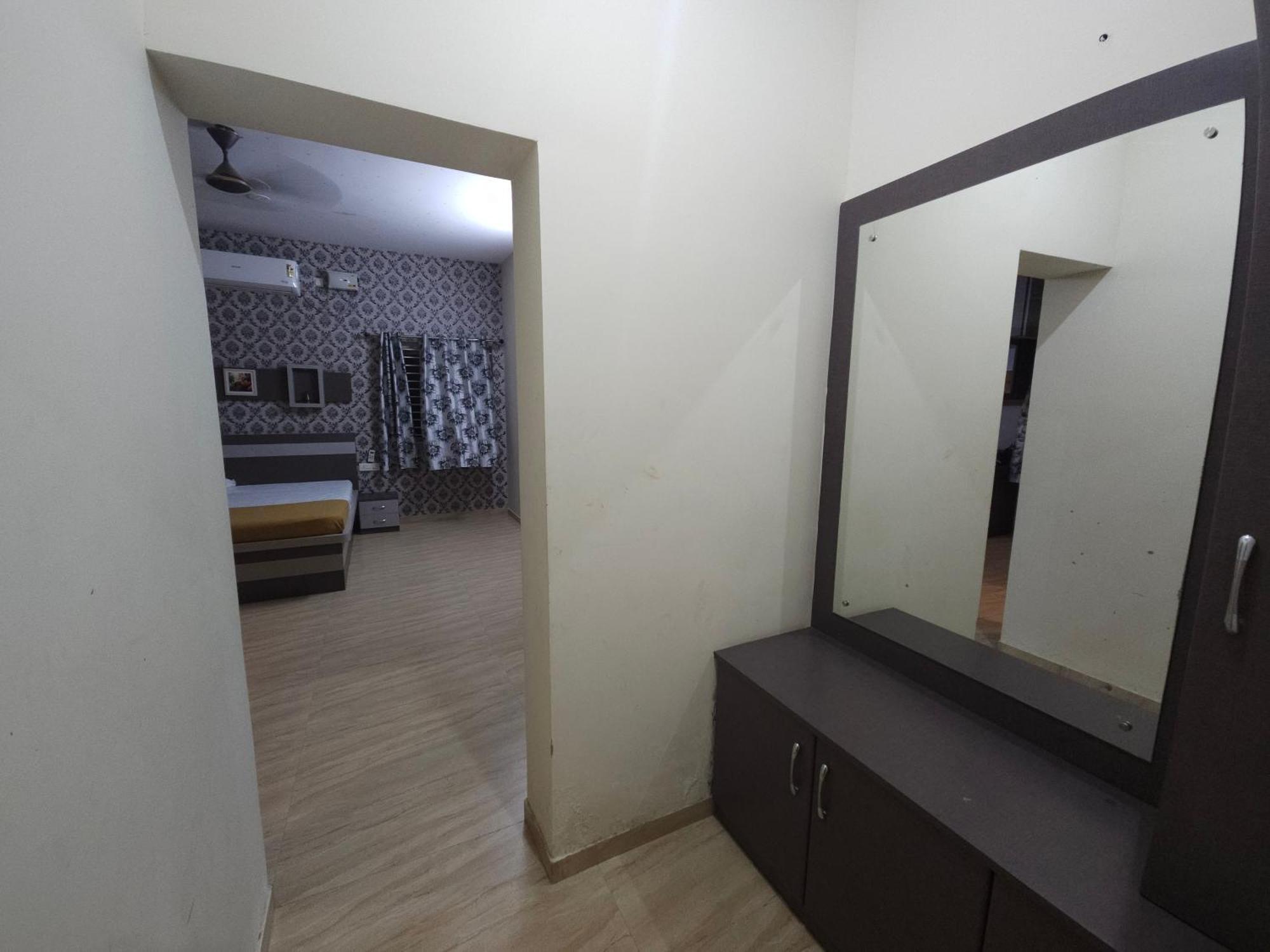 Shi'S Vilva - The Bungalow In Coimbatore - Near Airport, Kmch, Codesia Esterno foto